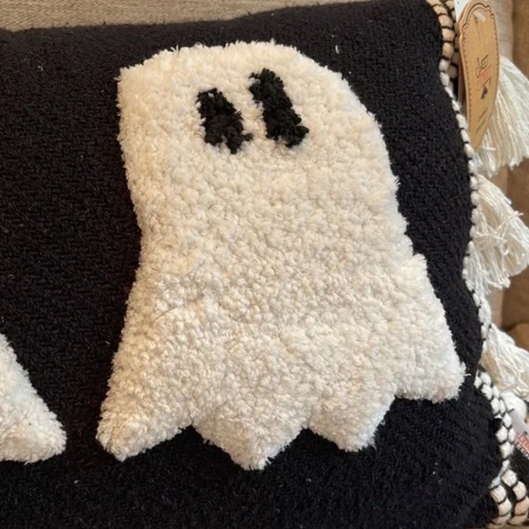 NEW Black ghost tassel pillow Pac-Man viral TikTok - Picture 4 of 6
